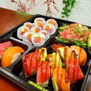 Delish Family Value Rainbow Fusion Bento