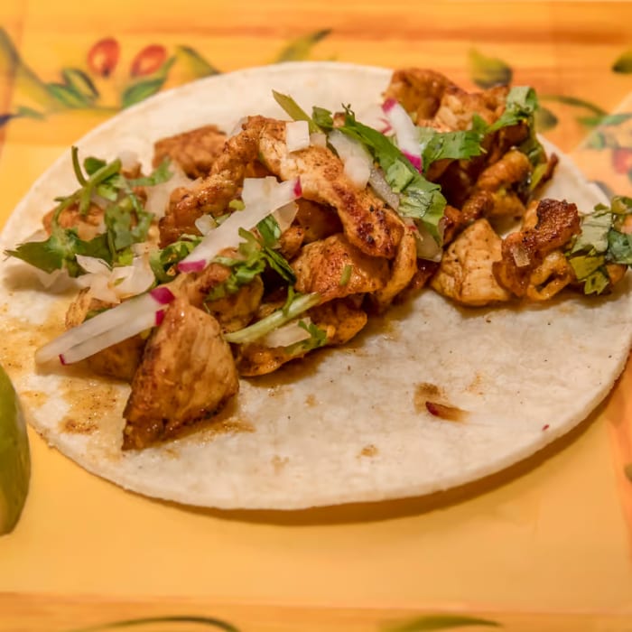 Pollo Alla Plancha Tacos (Grilled Chicken) (1).