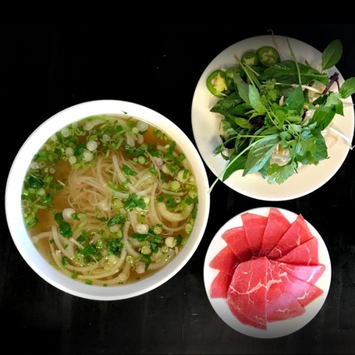 P2. Rare Steak *- Tái.