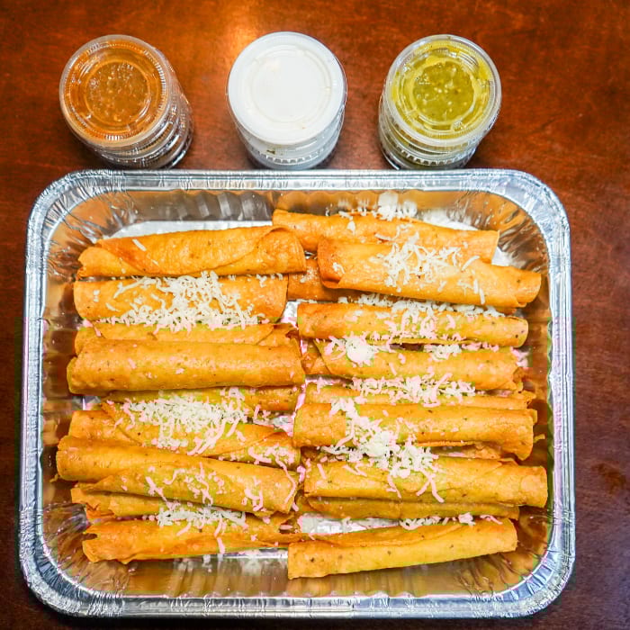 Crispy Taquitos de Papa.