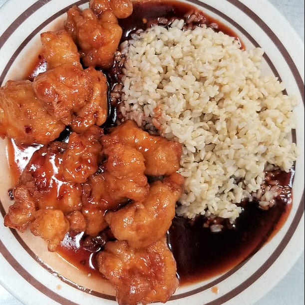 General Tso's Chicken Combo.