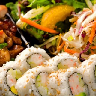 California Roll (6 Pieces) and Chicken Plate