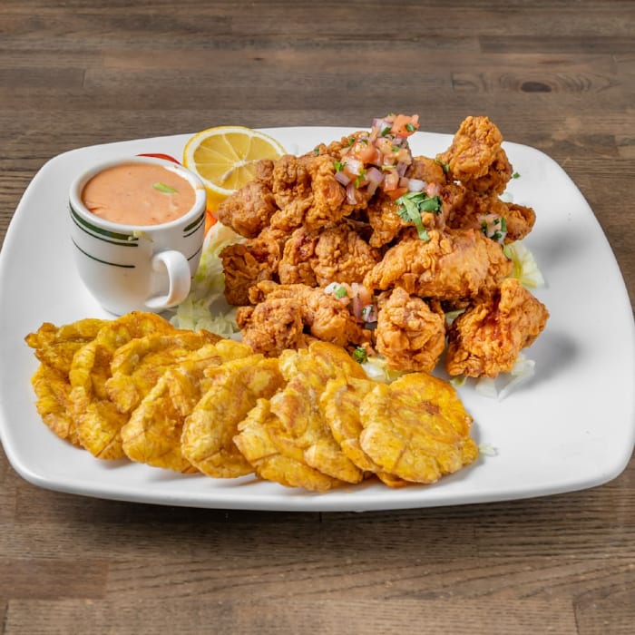 Chicharron De Pollo Sin Hueso.