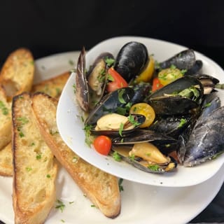 Mussels with chorizo
