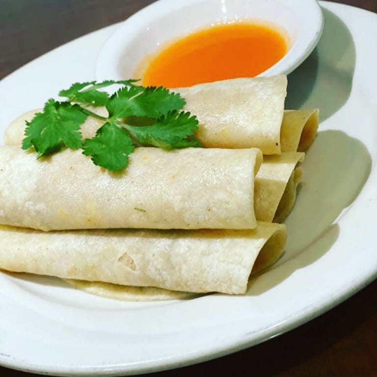 Fresh Seafood Delights: Caribbean and Jamaican Cuisine