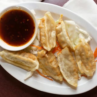 A5. Pot Stickers (6) 