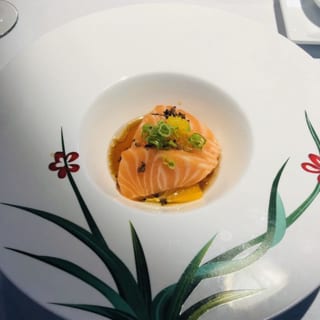 Truffle Orange Salmon (4 pcs)
