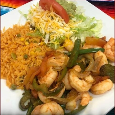 Camarones a La Mexicana.