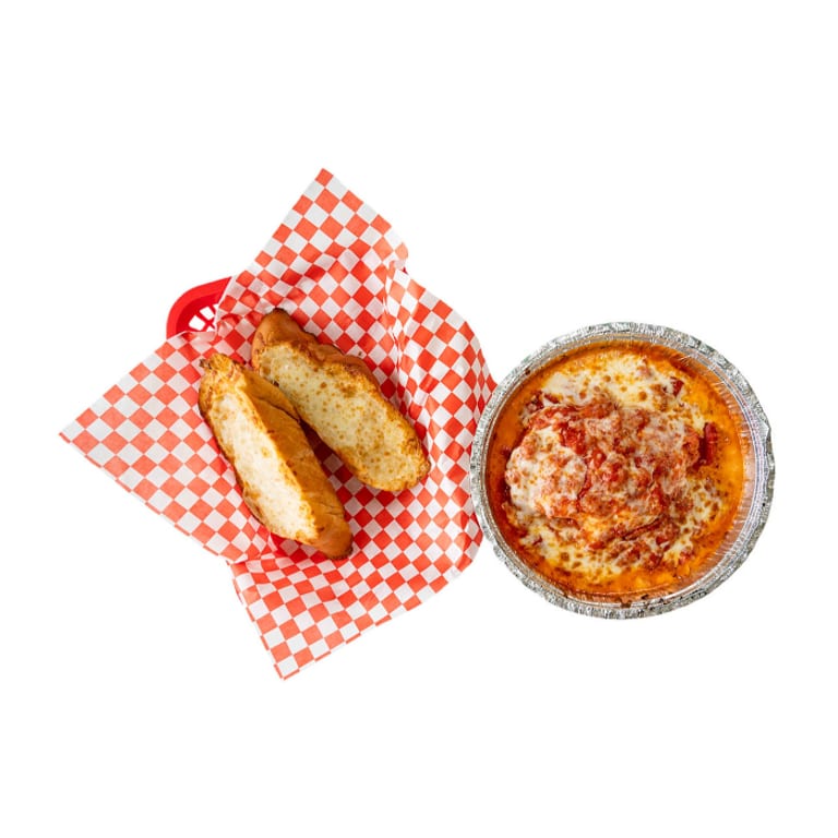 Delicious Lasagna and Italian Favorites