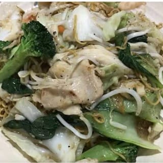 Combination Chow Mein (Crispy or Soft) (Mi Xao Thap Cam) # 59
