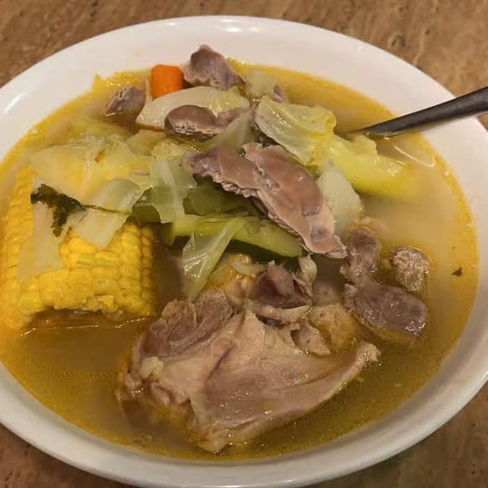 Caldo De Res.