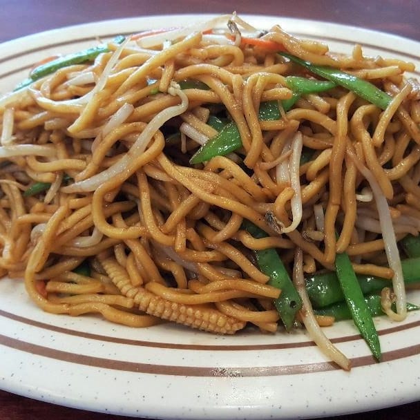 Vegetable Lo Mein (PT).