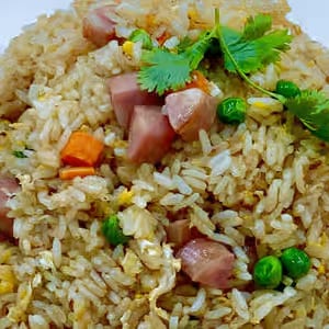 V04. Veggie Fried Rice 素迦南蔬菜炒飯.