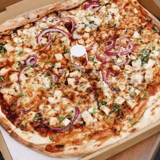 BBQ Chicken Pizza 16" (8 Slices)