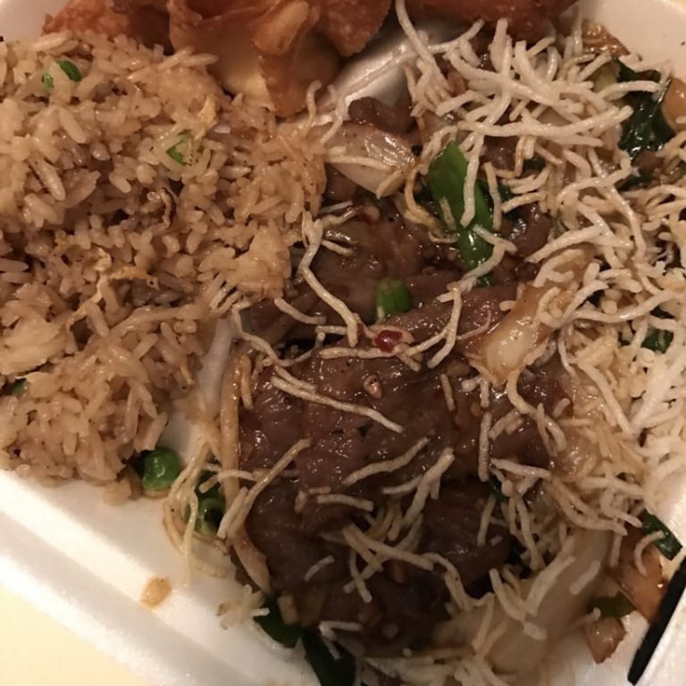 Delicious Chow Mein and Noodle Dishes