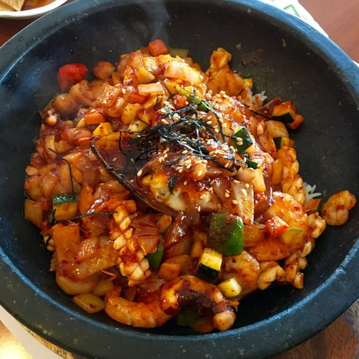 E9. Haemul Dolsot Bibimbap.