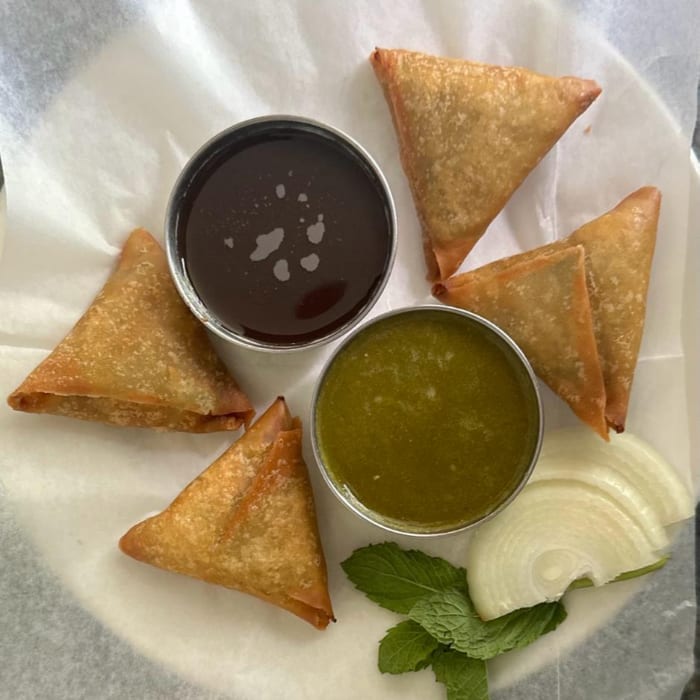 Chicken samosa.