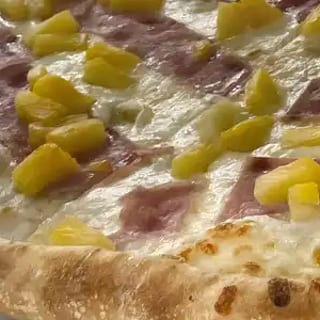 Hawaiian Pizza