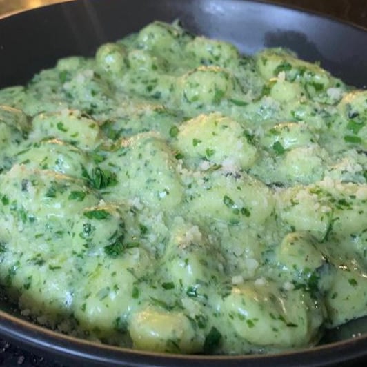 Gnocchi Al Pesto.