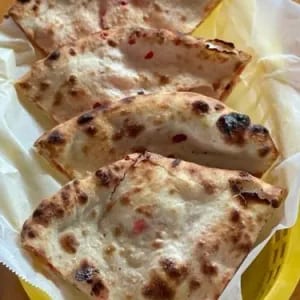 Peshwari Naan.