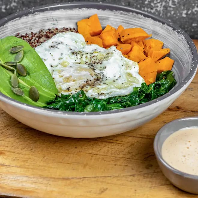 Superfood Breakfast Bowl.