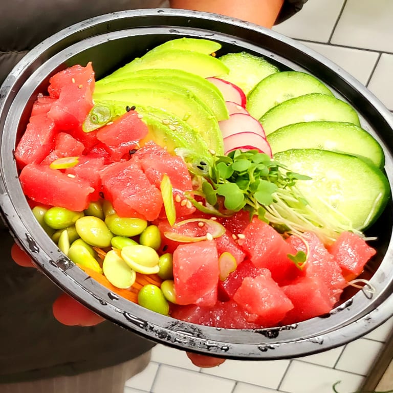 Poke Delights: Fresh Seafood Bowls