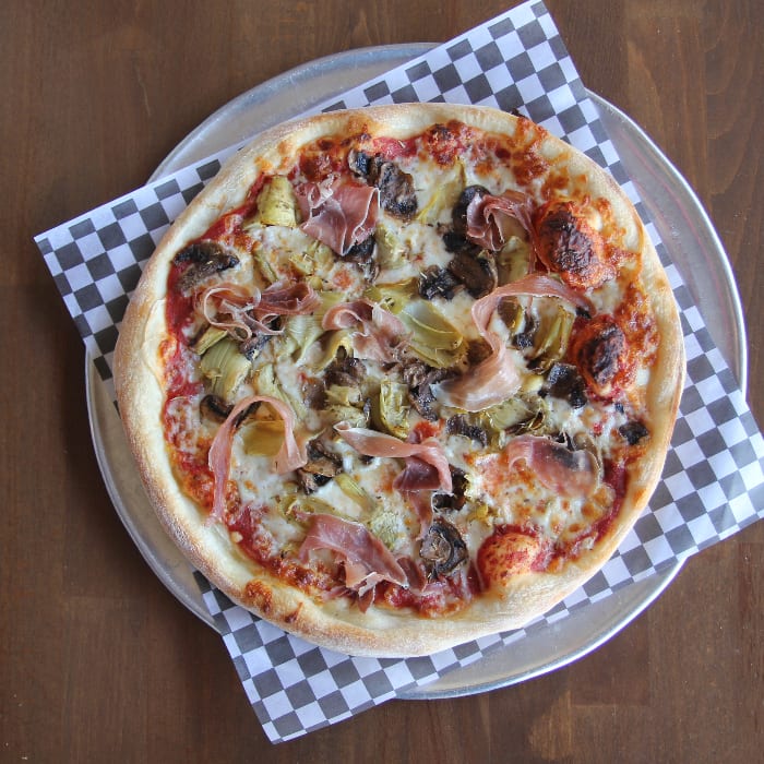 Italian Delight Thin Crust 12" (6 Slices).