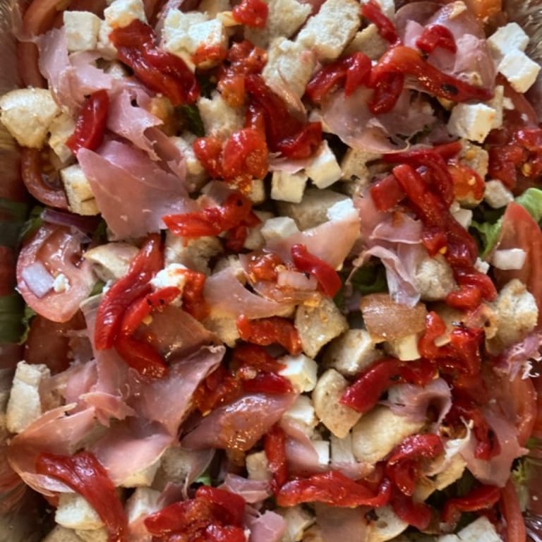 Delicious Hawaiian Pizza and More!