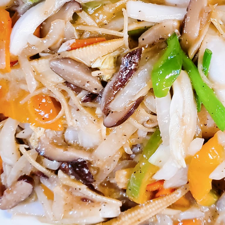 Fresh Fish Delights: Thai and Asian Cuisine