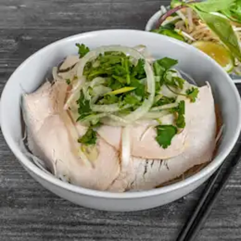 Authentic Vietnamese Pho and Noodle Dishes