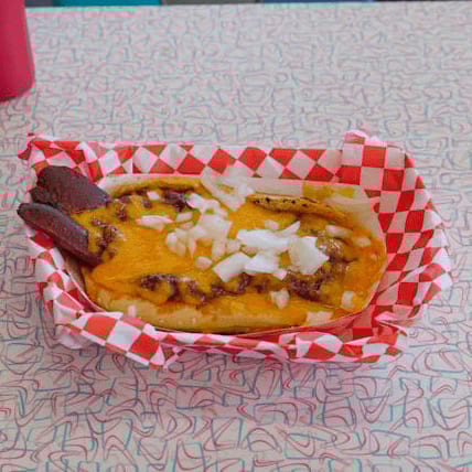 1/4 lb Chili Dog.