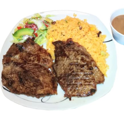 Asada con Arroz (Grilled steak with rice ).