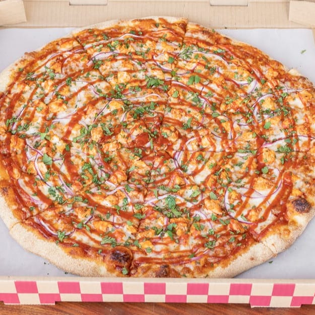 12'' Medium BBQ Chicken Pizza (4 Slices).
