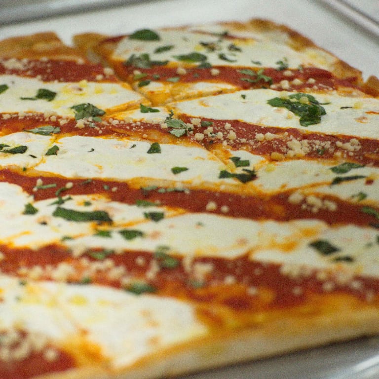Delicious Pizza Options for Every Craving