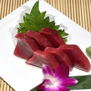 Maguro Sashimi.