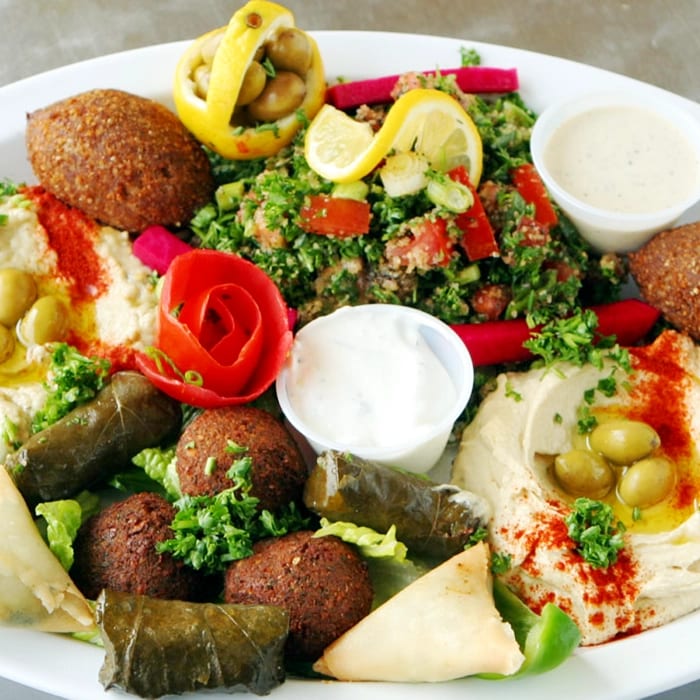 Mezze Sampler (4 Items).