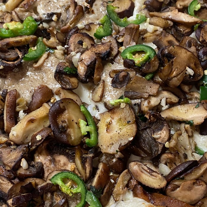 Fungi Madness Pizza.